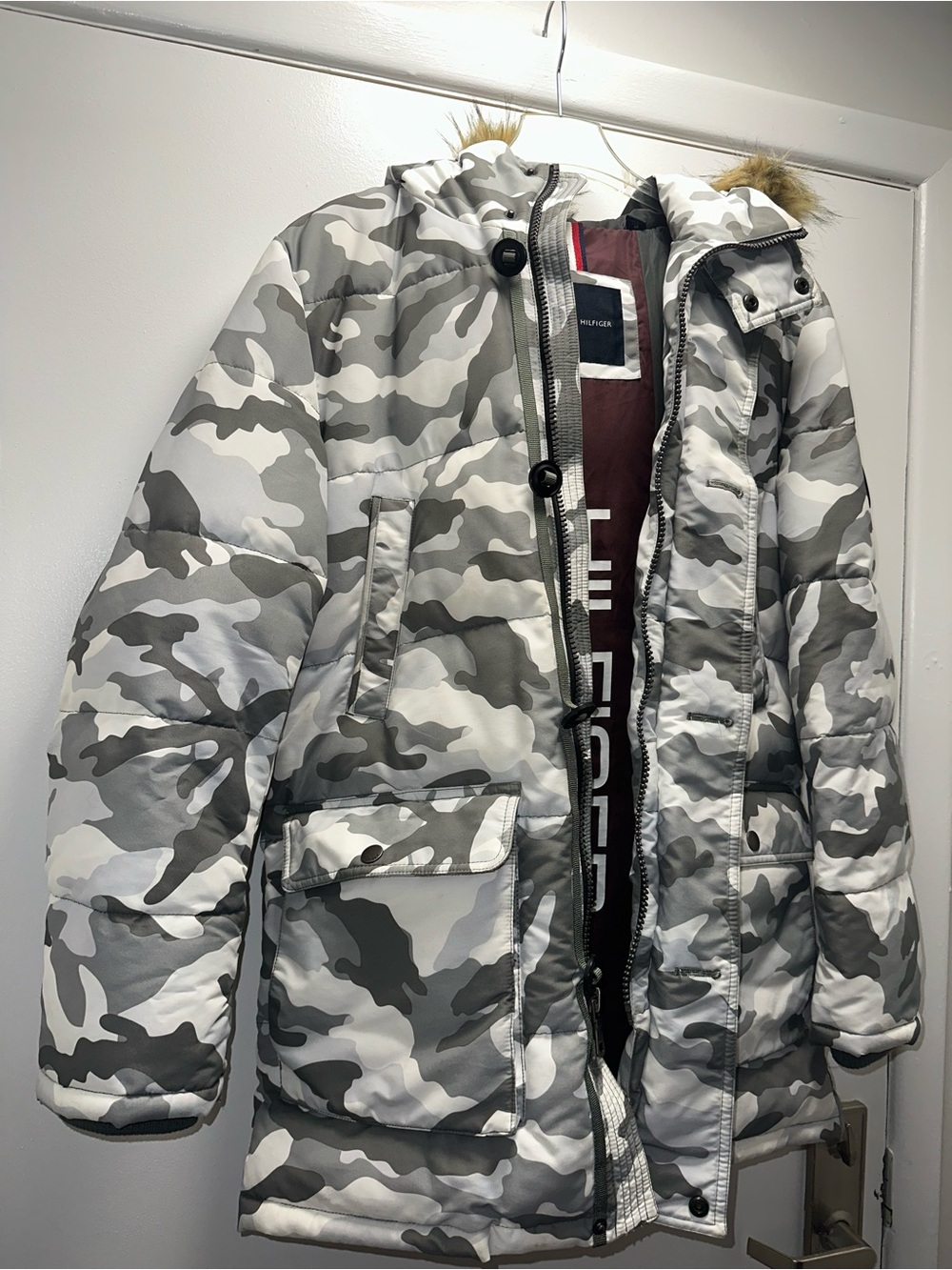 Tommy Hilfiger Grey White Camouflage Puffer Jacket with Hood